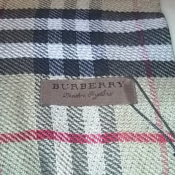 Burberry Fringe Scarf w/ Wristlet & Eyeglass Case - Picture 10 of 17